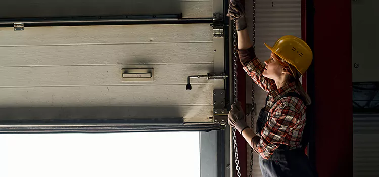 Addressing Common Garage Door Stoppage Issues in Oshkosh, WI